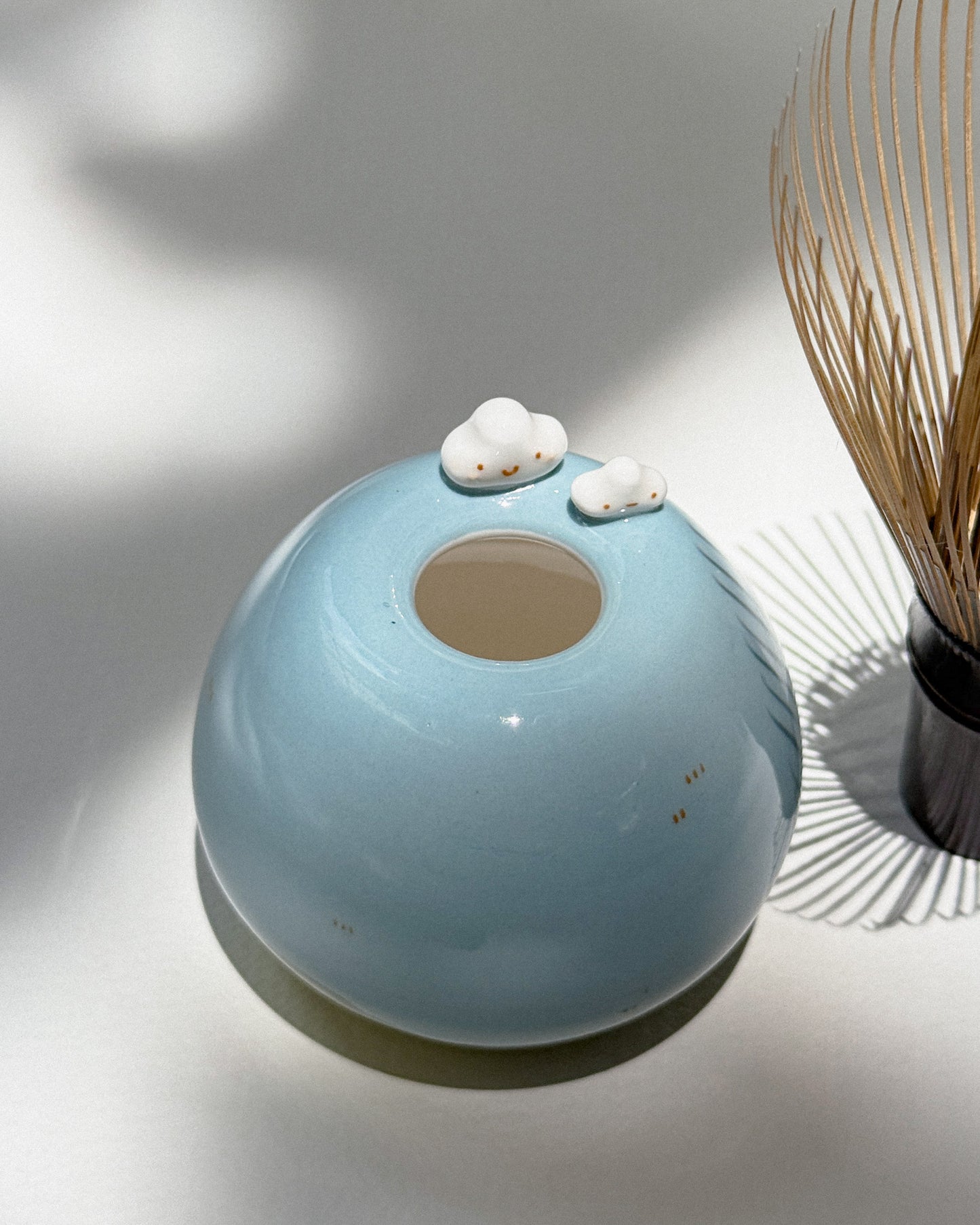 TINY CLOUD Chasen holder *PRE-ORDER, Estimated Completion: NOV