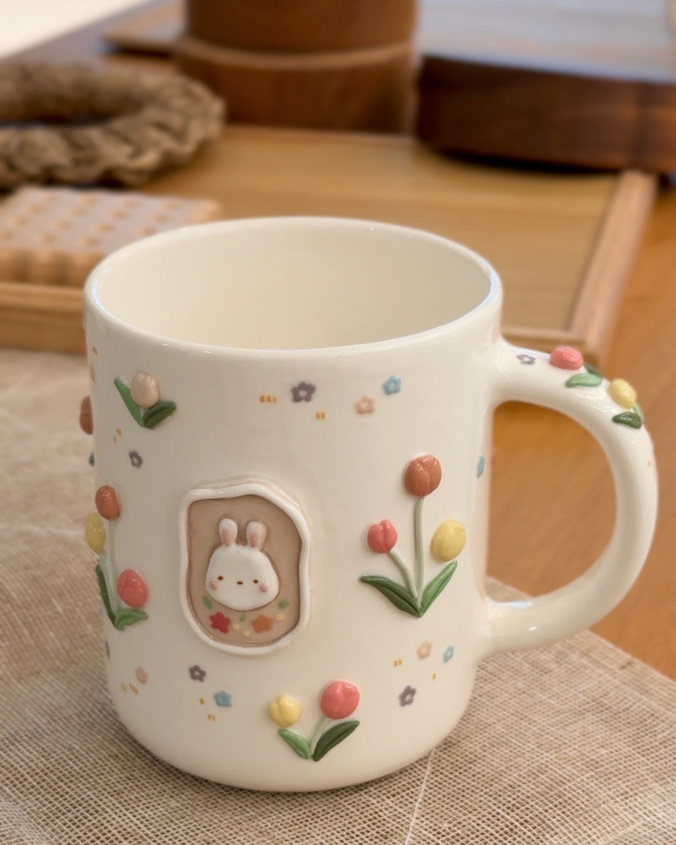 "Preorder" BUNNY TULIP cup, Giant size-Estimated Completion: SEP