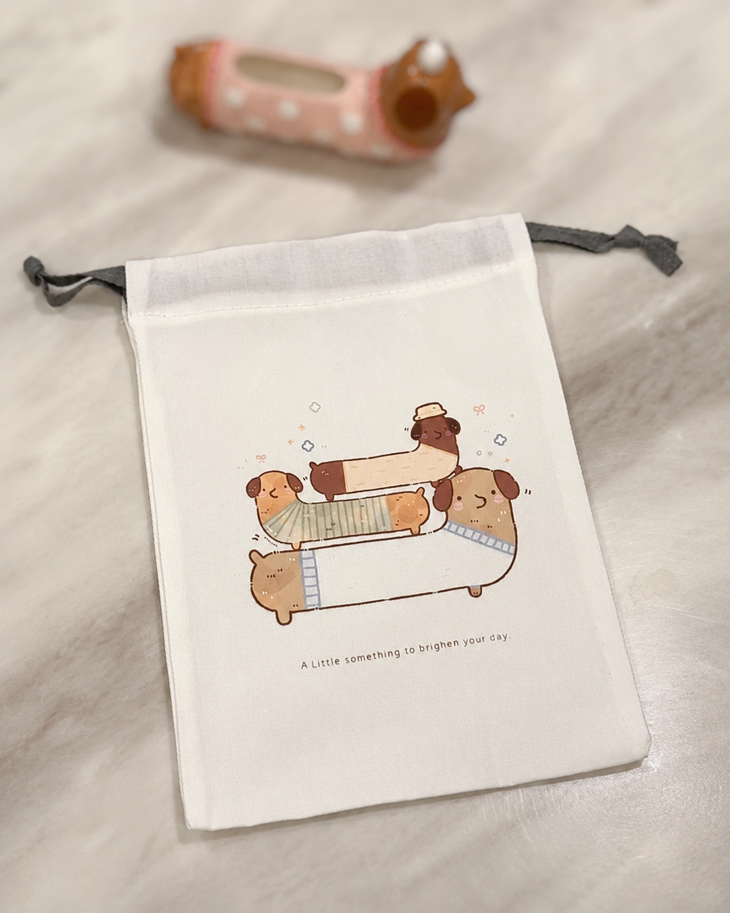 "preorder" Dachshund Dark tone long body Vase