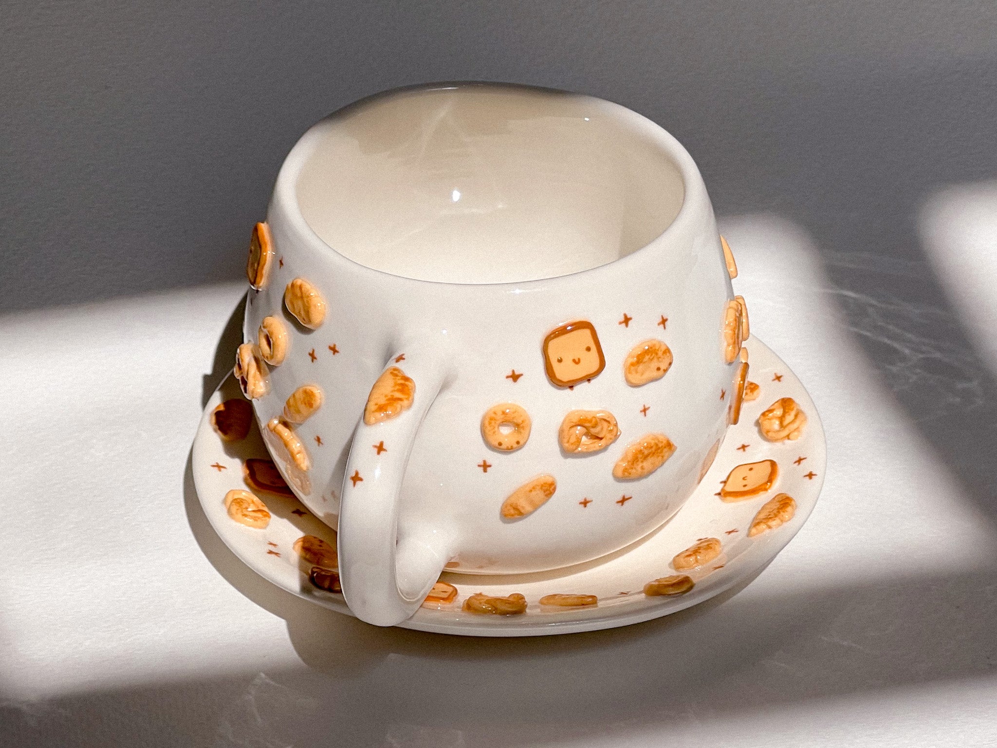 Happy bread plate