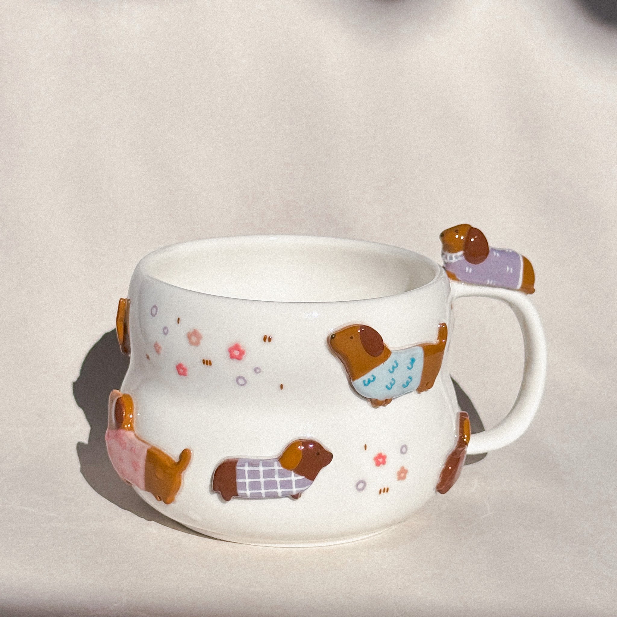 DACHSHUND DARK TONE, Fluffy cup