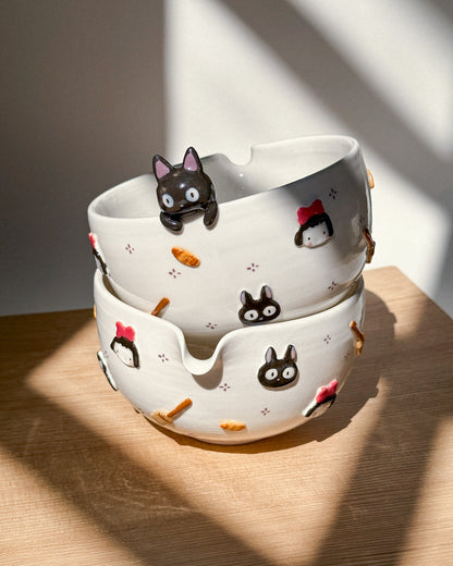 TINY WITCH with black cat on edge Matcha bowl, Chawan ( PRE-ORDER Round 4), Estimated Completion: End of July–Mid August