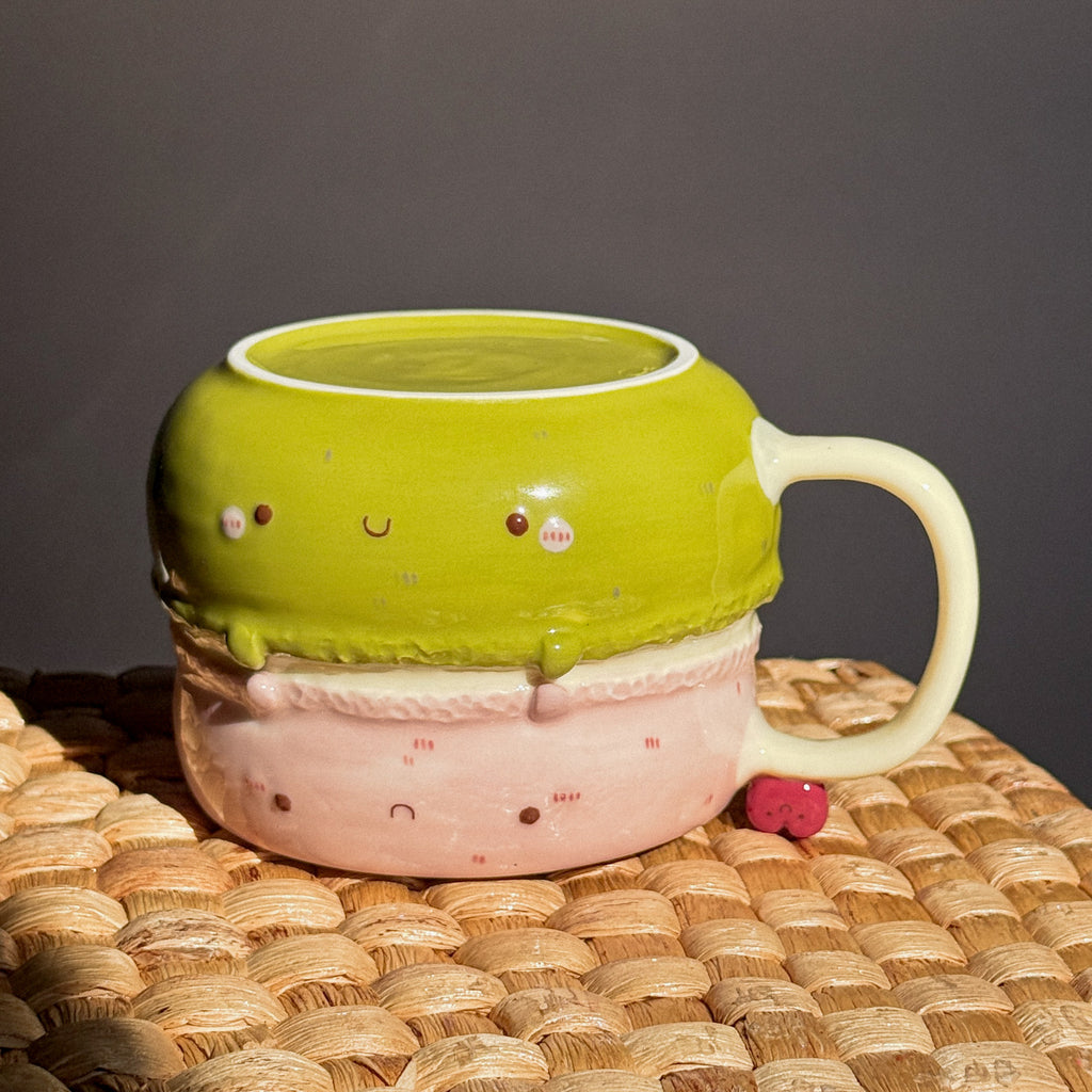 "preorder" MACARON, Fluffy size cup, Estimated Completion: JULY