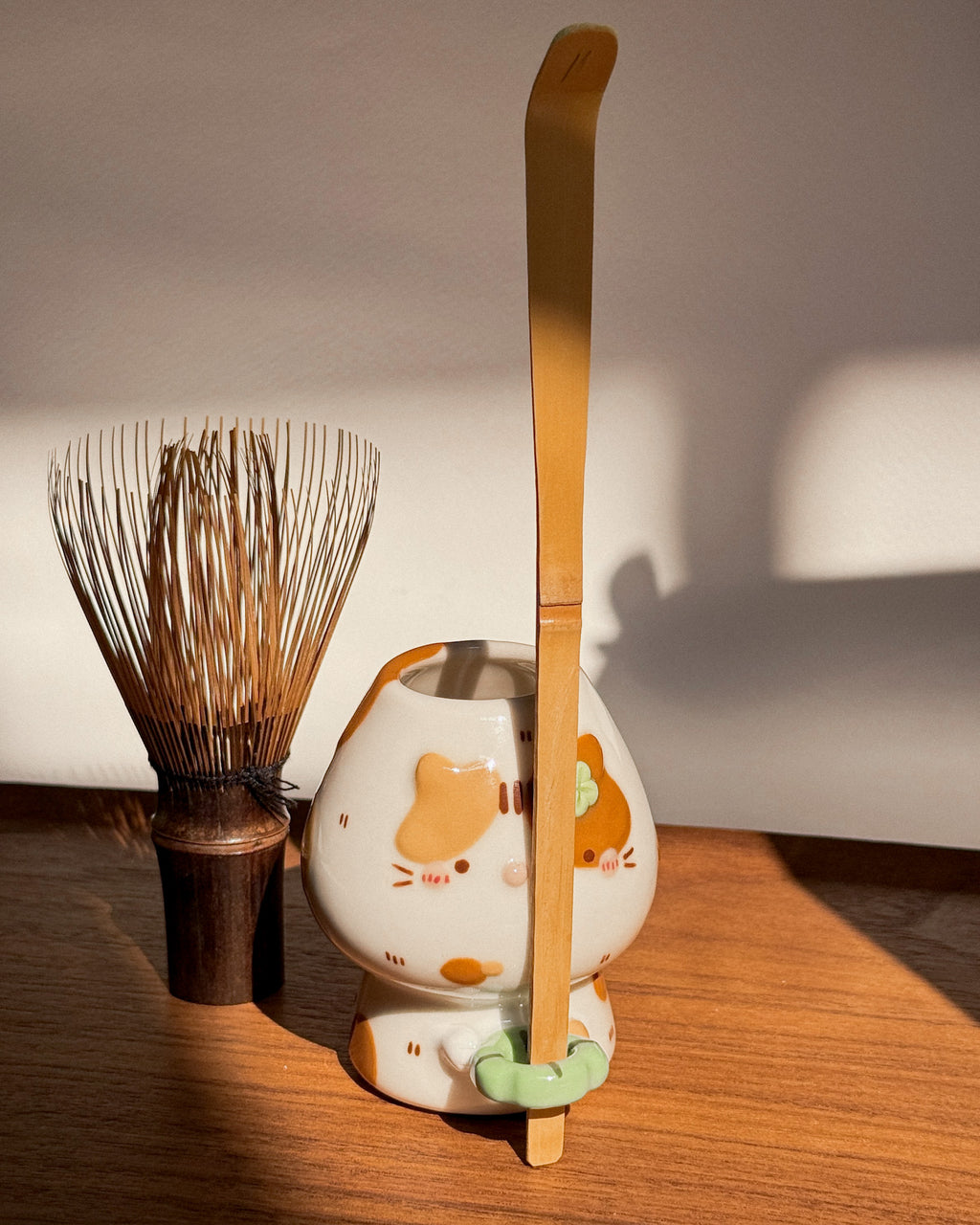 LUCKY CAT chasen holder, whisk holder