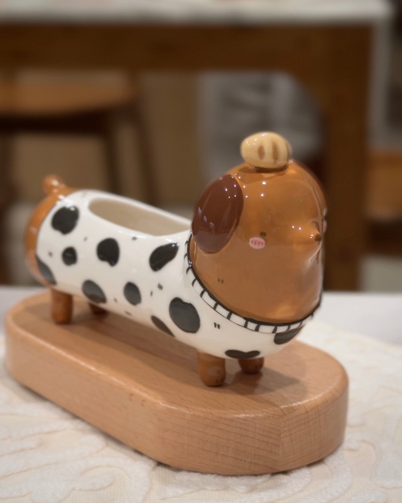 "preorder" Dachshund Dark tone long body Vase