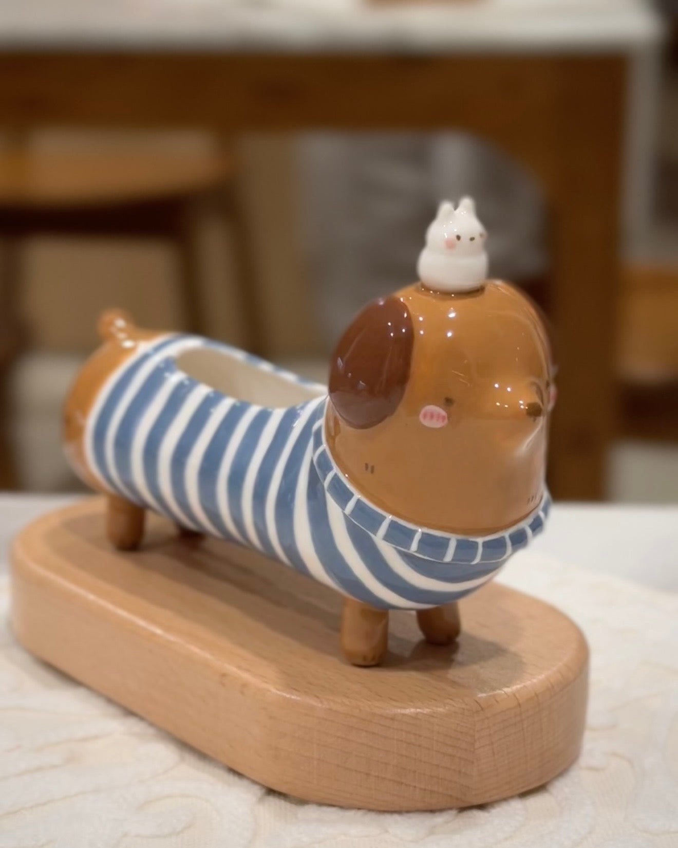 "preorder" Dachshund Dark tone long body Vase