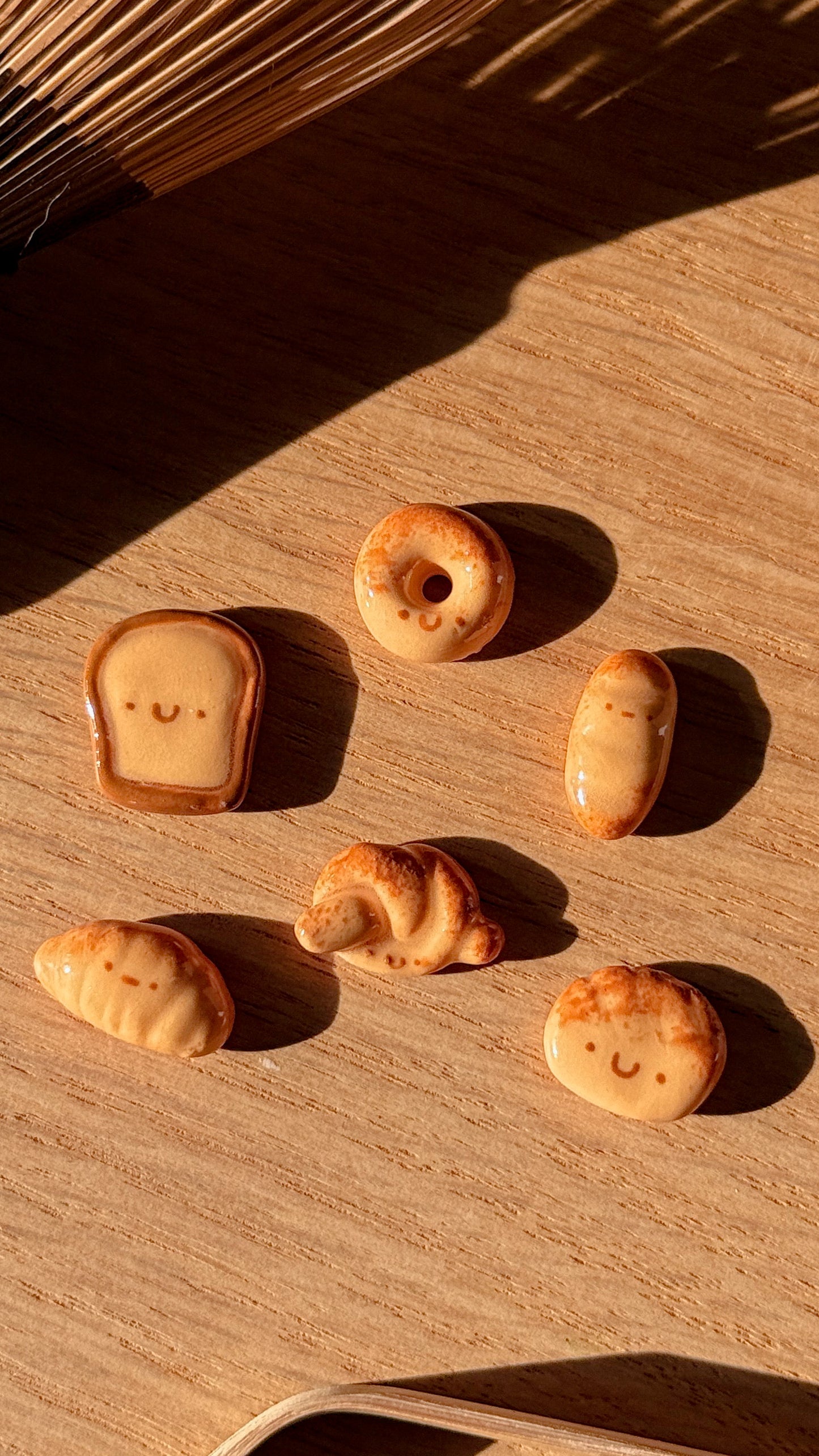 A SET of Sifter Bead, 6 pieces of Happy bread Sifter bead (NEW VERSION)