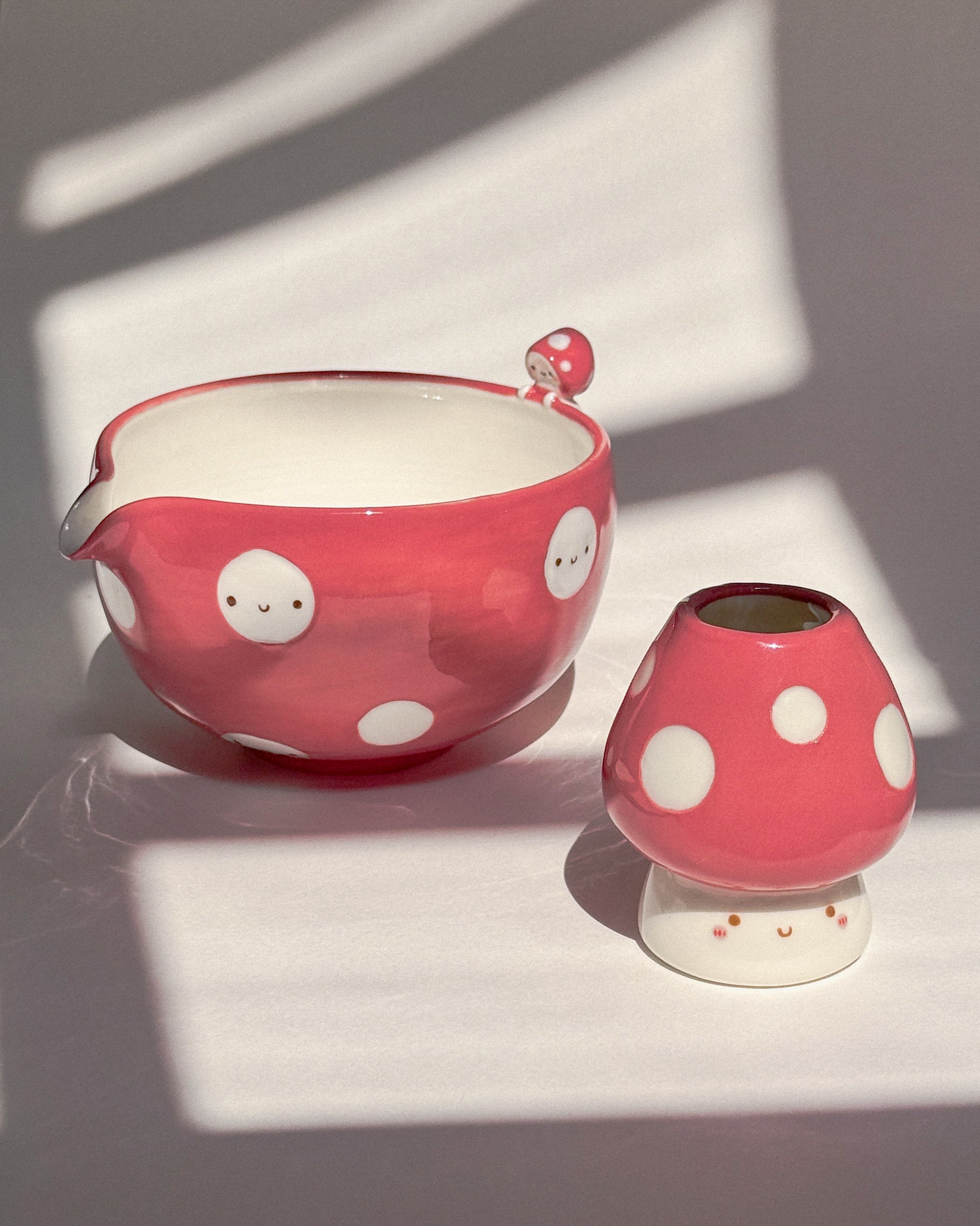 Mushroom chasen holder, whisk holder