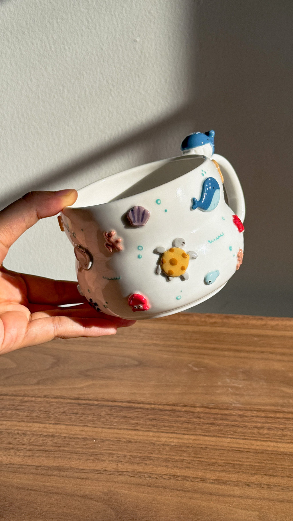 OCEAN cup Fluffy size with Tiny Whale on the Edge