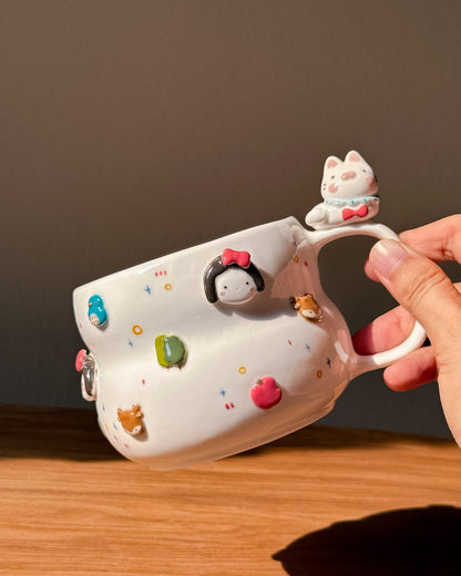 SNOWY CAT, FLUFFY size cup (PRE-ORDER), Estimated Completion: MARCH