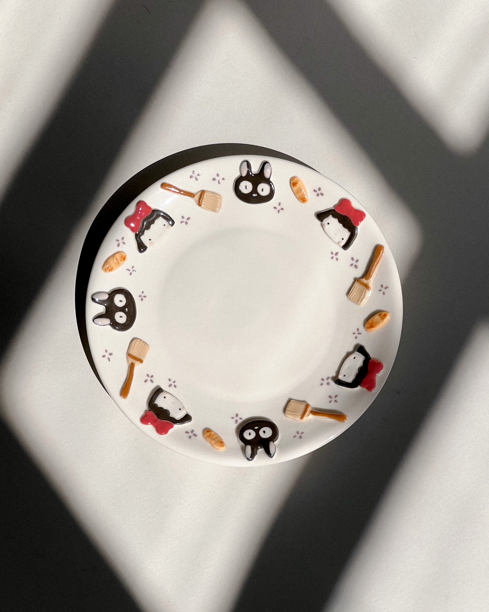 TINY WITCH plate