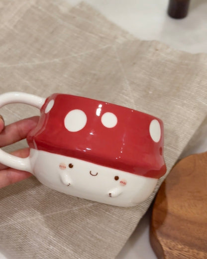 "preorder of" MUSHROOM cup, CHUBBY size, Estimated Completion: SEP