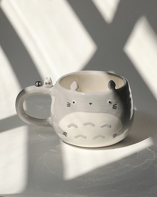 FLUFFY GREY SPIRIT chubby cup