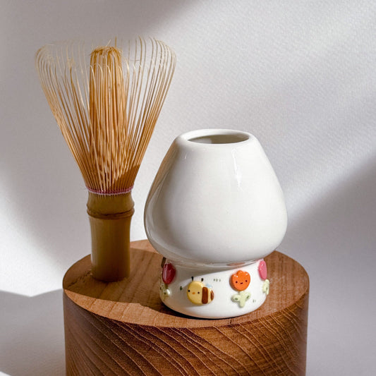 Baby Tulip chasen holder, whisk holder